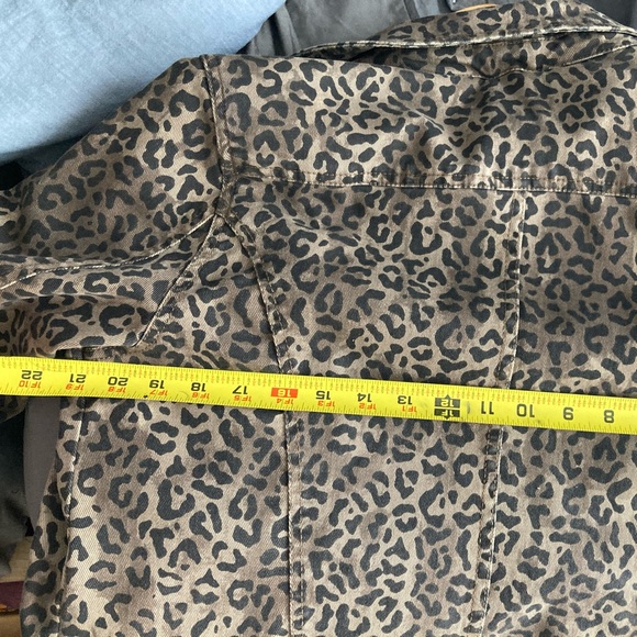 William Rast Jackets & Coats leopard Cheetah Print Cotton Denim M/L size - Picture 11 of 11